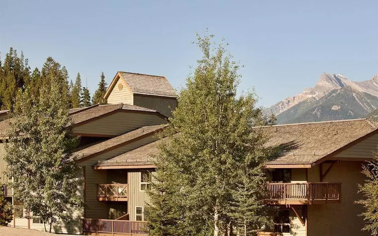 Panorama Mountain Village - Pine Inn