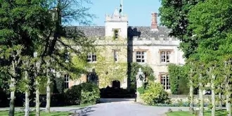 The Manor at Weston On The Green