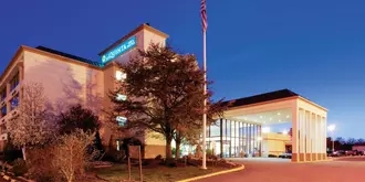 La Quinta Inn & Suites Clifton/Rutherford