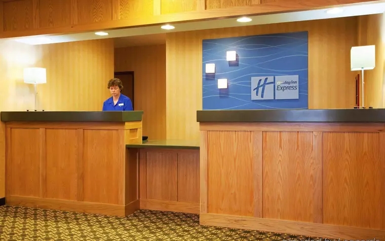 Holiday Inn Express and Suites Iron Mountain