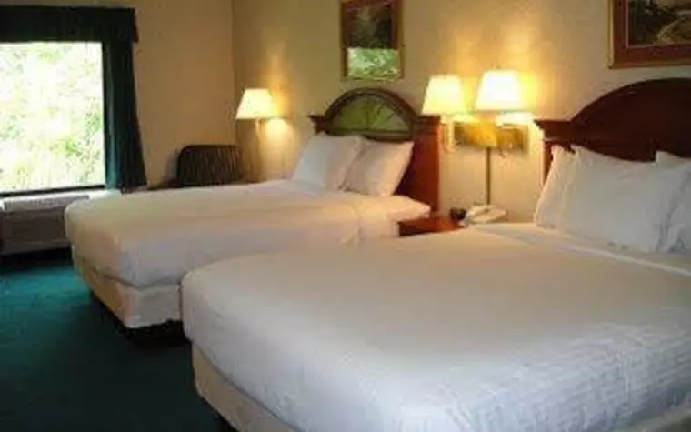 Grand Vista Hotel & Suites