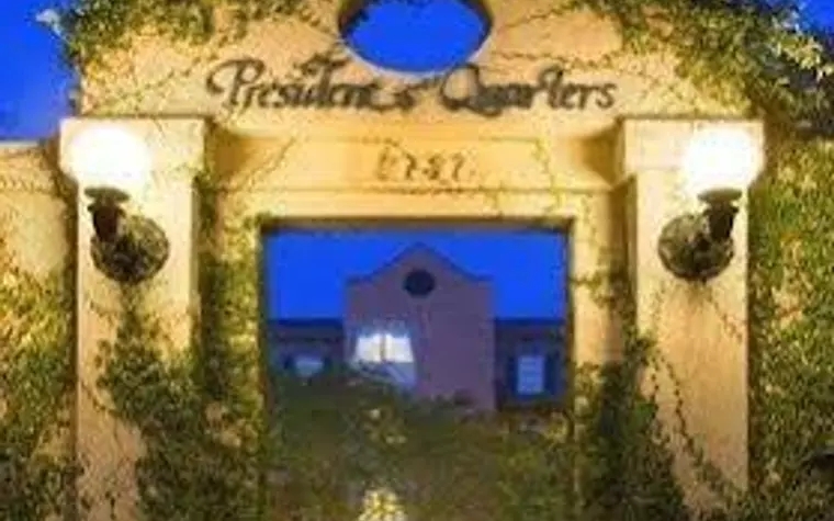 The Presidents' Quarters Inn