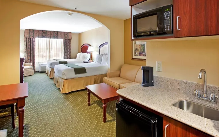 Holiday Inn Express Enid-Highway 412