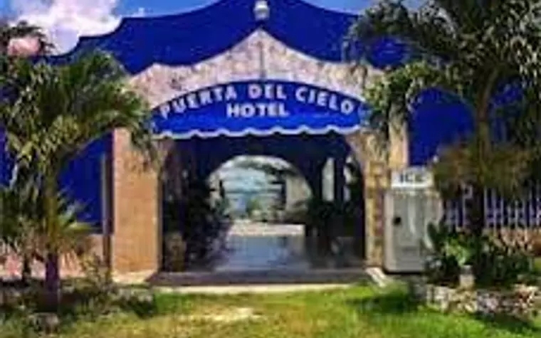 Hotel Puerta del Cielo