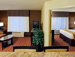 Holiday Inn Express Hotel & Suites Belmont