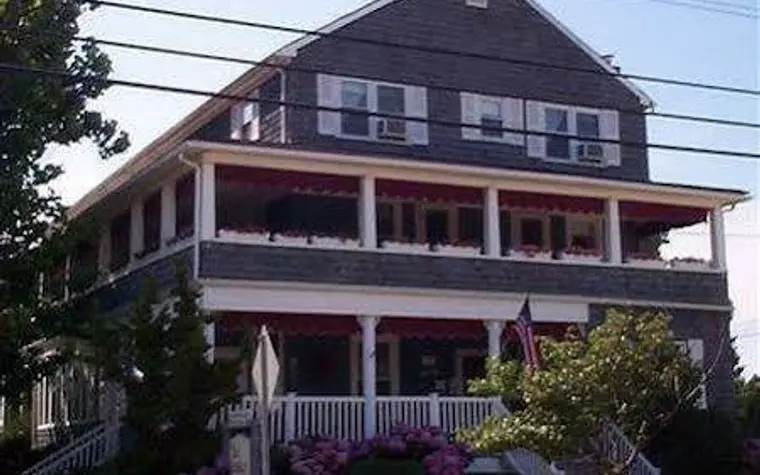 The Bentley Inn Bed and Breakfast