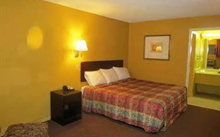 Affordable Hotel - Decatur
