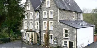 The Cammarch Hotel - Guest house