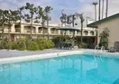 Super 8 by Wyndham Los Angeles Airport