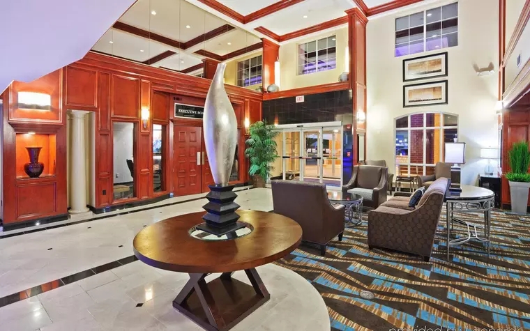 Holiday Inn Express Hotel & Suites Oklahoma City - Penn Square