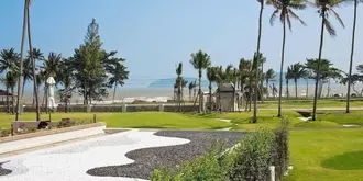 Novotel Chumphon Beach Resort And Golf