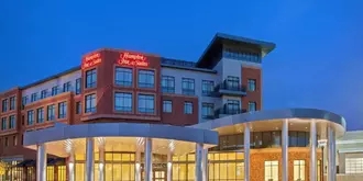 Hampton Inn & Suites Mt. Prospect