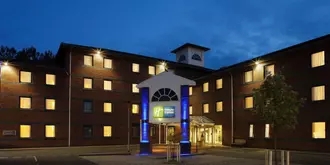 Holiday Inn Express Droitwich