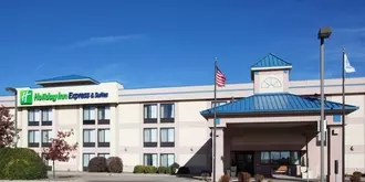 Holiday Inn Express Hotel & Suites Colby