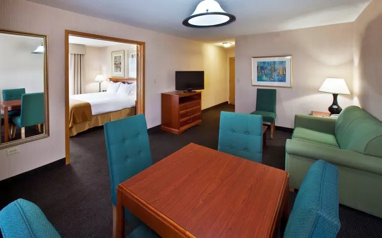 Holiday Inn Express Chicago Midway Airport