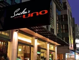 Sacha's Hotel Uno