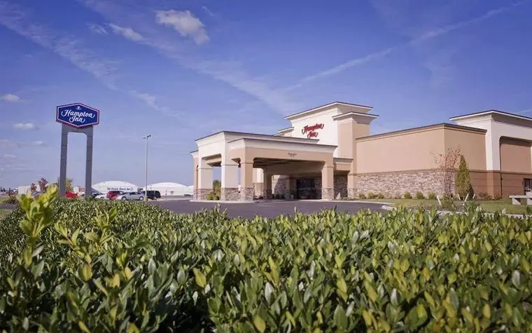 Hampton Inn Evansville Airport