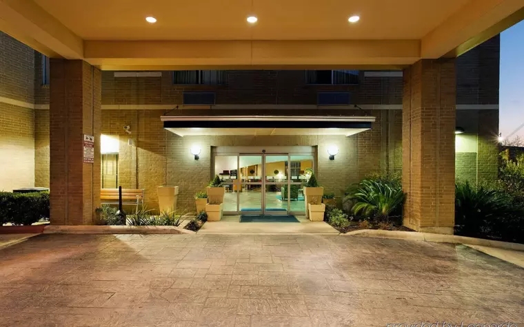 Holiday Inn Express Hotel & Suites San Antonio - Rivercenter Area