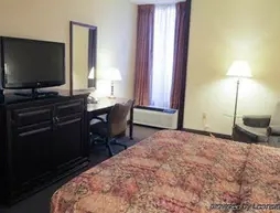 Quality Inn & Suites Memphis