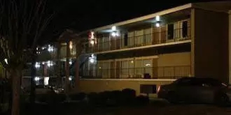 Palmetto Inn and Suites