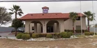 Knights Inn and Suites Del Rio