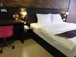 Hotel De Eco Inn Bayu Perdana