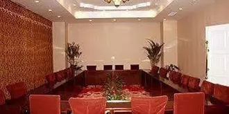 Shangqiu Royal Dynasty Hotel