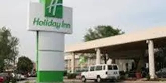 Holiday Inn ChicagoWillowbrookHinsdale