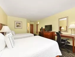 Baymont Inn and Suites Savannah Midtown