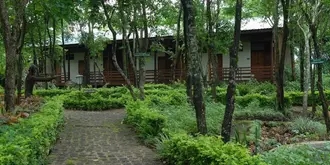 Popa Mountain Resort