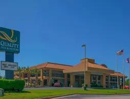 Quality Inn and Suites Warner Robins