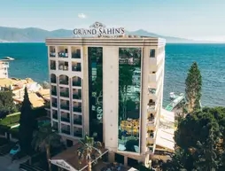 Grand Sahins Hotel
