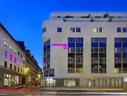 Moxy Paris Bastille France