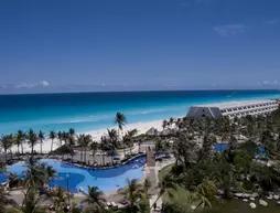 Oasis Cancun Lite