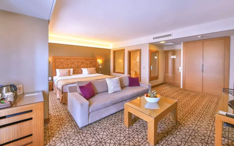 Ramada By Wyndham Istanbul Taksim