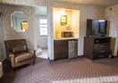 Bridgeway Inn & Suites - Portland Airport