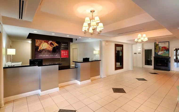 Red Lion Inn & Suites Elizabethtown