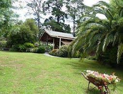 Australian Home Away @ Eltham Venn Cottage
