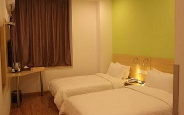 Wuhan Aishang Holiday Hotel