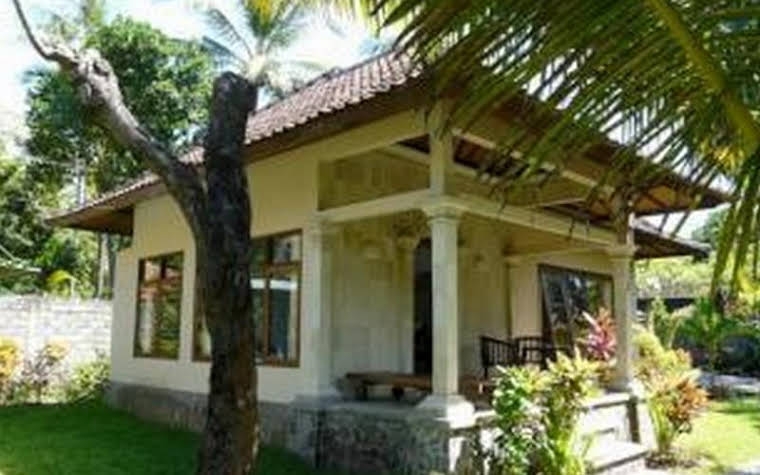 Bali Lege Beach Bungalows