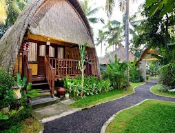 Alam Nusa Bungalow Huts & Spa