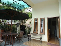 Khresna Guest House