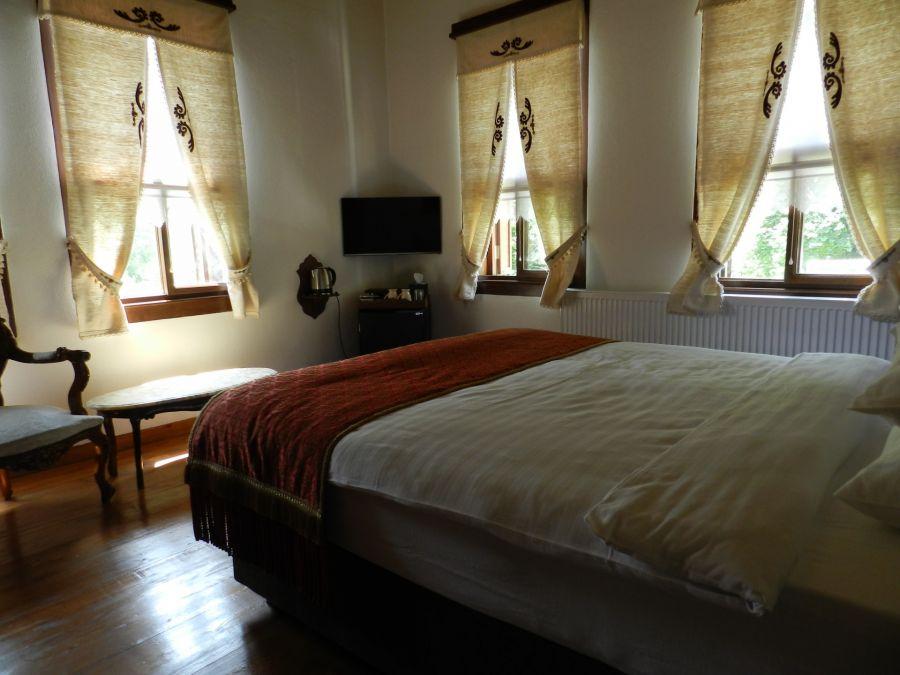 Delux Tek Büyük veya Iki Ayrı Yataklı Oda(Manolya)